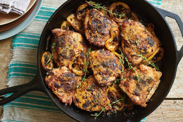 How To Make Cast Iron Fried Chicken At Home - Cooking Fanatic