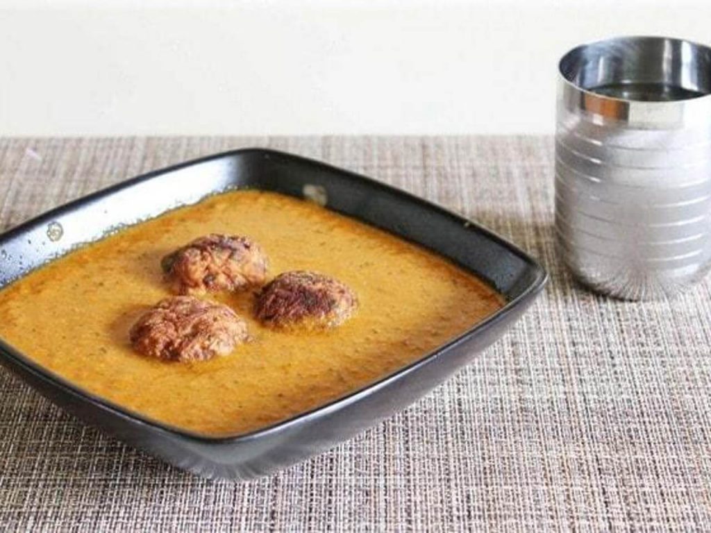 How To Prepare Lauki Kofta In Your Own Kitchen - feastfulcuisine.com