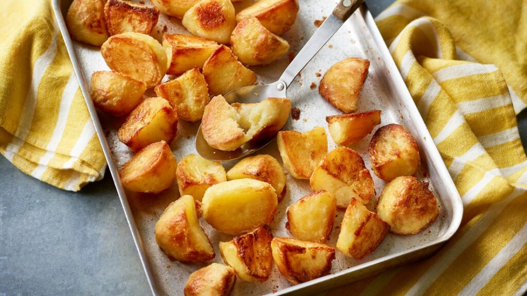 Ultimate Jamie Oliver Roast Potatoes Recipe - Cooking Fanatic